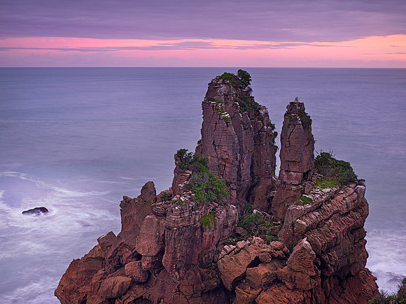 Paparoa NP Sunirse Rocks